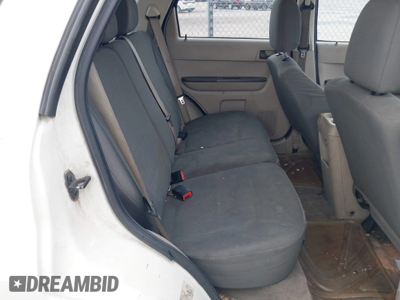 2011 Ford Escape XLS с VIN 1FMCU0C76BKC50856, выставлен на аукционе IAAI как лот 42371455 с пробегом 334 231 миль миль и . История ставок и продаж доступна на DreamBid. Изображение 8.