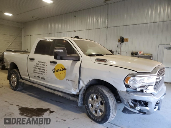 2023 Ram 2500 Big Horn with VIN 3C6UR5DJ2PG552863, listed as a Copart auction lot 88081765 with 23,193 mi miles and Salvage Title. Bid and sale history available at carsss.com. Image 4.