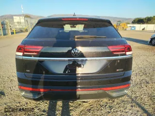 2022 Volkswagen Atlas Cross Sport 2.0T SE w/Technology with VIN 1V2HC2CA4NC228498, listed as a Copart auction lot 68333932 with 1,306 mi miles. Bid and sale history available at carsss.com. Image 6.
