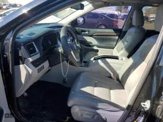 2015 Toyota Highlander Limited with VIN 5TDDKRFH9FS104103, listed as a Copart auction lot 50825885 with 139,539 mi miles and Salvage Title. Bid and sale history available at carsss.com. Image 7.