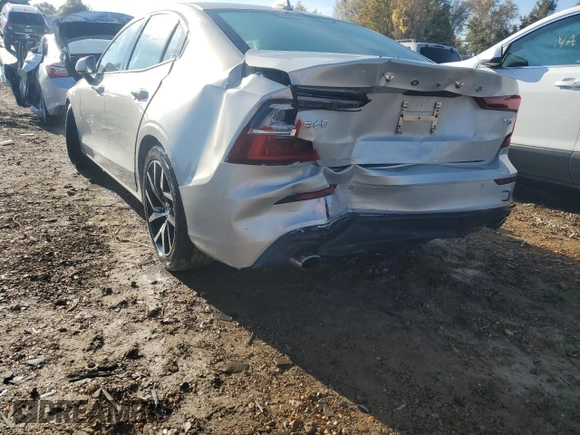 2019 Volvo S60 Momentum with VIN 7JR102FKXKG011057, listed as a Copart auction lot 64977632 with 0 mi miles. Bid and sale history available at carsss.com. Image 3.