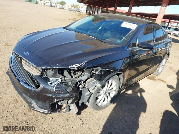 2020 Ford Fusion SE with VIN 3FA6P0HD8LR145827, listed as a IAAI auction lot 41652279 with 66,741 mi miles. Bid and sale history available at carsss.com. Image 2.