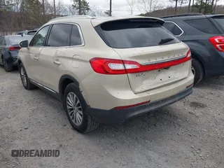 2016 Lincoln MKX Select with VIN 2LMTJ6KR7GBL47486, listed as a IAAI auction lot 41515610 with 135,291 mi miles and . Bid and sale history available at DreamBid. Image 3.