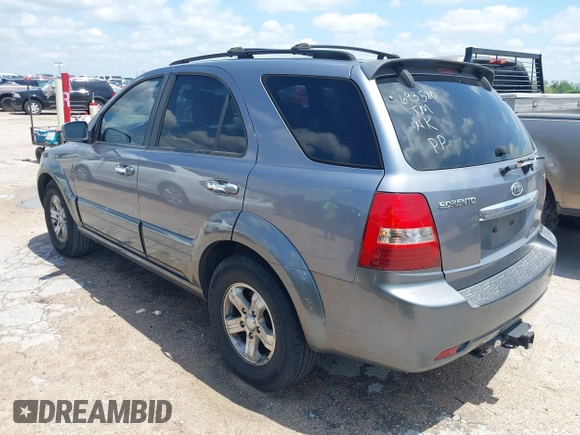 2007 Kia Sorento EX with VIN KNDJD736175693580, listed as a IAAI auction lot 42101625 with 230,030 mi miles and . Bid and sale history available at DreamBid. Image 3.