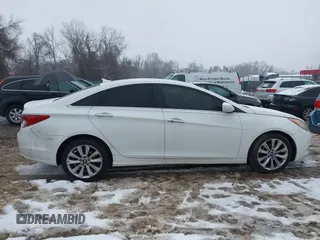 2011 Hyundai Sonata Limited with VIN 5NPEC4AB8BH205740, listed as a IAAI auction lot 41565687 with 195,641 mi miles and . Bid and sale history available at DreamBid. Image 13.