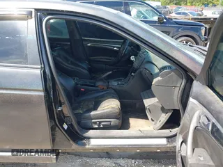 2005 Acura TL with VIN 19UUA66255A054844, listed as a IAAI auction lot 42010051 with 224,235 mi miles. Bid and sale history available at carsss.com. Image 5.