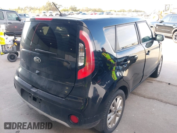 2017 Kia Soul + with VIN KNDJP3A5XH7465755, listed as a IAAI auction lot 41335721 with 179,553 mi miles. Bid and sale history available at carsss.com. Image 4.