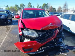 2017 Nissan Rogue SV z VIN 5N1AT2MV6HC818304, wystawiony jako IAAI lot #41828215 z przebiegiem 66 818 mil mil oraz . Historia ofert i sprzedaży dostępna na DreamBid. Obrazek 12.