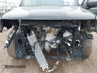 2023 Jeep Renegade Latitude z VIN ZACNJDB18PPP16162, wystawiony jako IAAI lot #41918299 z przebiegiem 10 608 mil mil oraz . Historia ofert i sprzedaży dostępna na DreamBid. Obrazek 6.