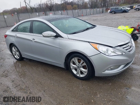 2013 Hyundai Sonata Limited with VIN 5NPEC4AC0DH732425, listed as a IAAI auction lot 42030047 with 109,241 mi miles and . Bid and sale history available at DreamBid. Image 1.