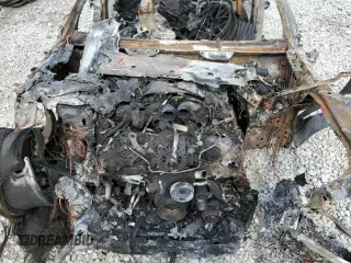 2022 BMW M8 Competition z VIN WBSGV0C07NCH63310, wystawiony jako Copart lot #60612124 z przebiegiem Nie podano mil oraz Nie do naprawy. Historia ofert i sprzedaży dostępna na DreamBid. Obrazek 11.