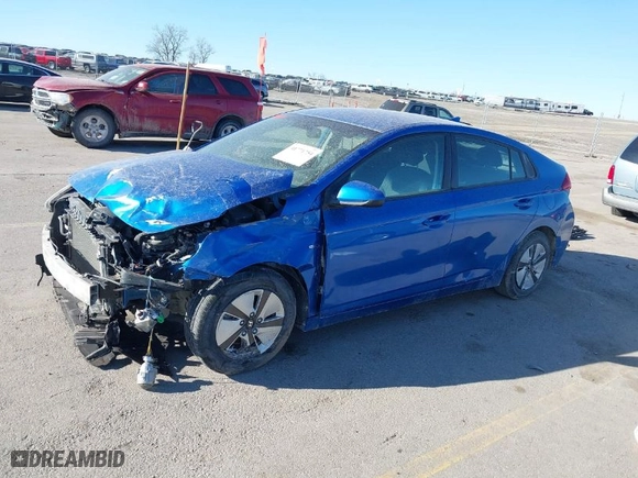 2018 Hyundai Ioniq Hybrid Blue with VIN KMHC65LC2JU072323, listed as a IAAI auction lot 41771754 with 150,817 mi miles. Bid and sale history available at carsss.com. Image 19.