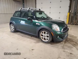 2013 MINI Hardtop S with VIN WMWSV3C52DT477372, listed as a Copart auction lot 56248235 with 88,508 mi miles and Clean Title. Bid and sale history available at DreamBid. Image 4.