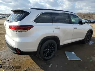 2019 Toyota Highlander SE with VIN 5TDJZRFH7KS613583, listed as a Copart auction lot 47054825 with 78,657 mi miles and Salvage Title. Bid and sale history available at carsss.com. Image 3.
