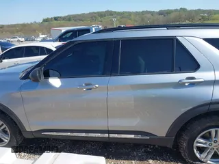 2020 Ford Explorer XLT z VIN 1FMSK7DH2LGA88858, wystawiony jako IAAI lot #41984871 z przebiegiem 79 222 mil mil oraz . Historia ofert i sprzedaży dostępna na DreamBid. Obrazek 14.