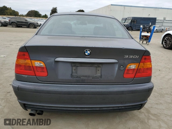 2002 BMW 3 Series 330i with VIN WBAEV53482KM20077, listed as a Copart auction lot 43391375 with 0 mi miles and Salvage Title. Bid and sale history available at carsss.com. Image 6.