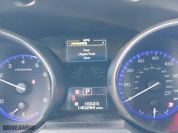 2015 Subaru Outback 2.5i Limited with VIN 4S4BSBNC3F3357645, listed as a IAAI auction lot 40726841 with 140,284 mi miles. Bid and sale history available at carsss.com. Image 7.