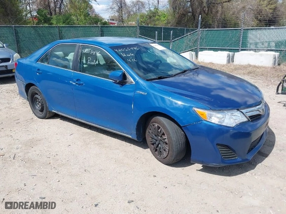 2012 Toyota Camry Hybrid XLE with VIN 4T1BD1FK7CU054318, listed as a IAAI auction lot 42055446 with 217,332 mi miles. Bid and sale history available at carsss.com. Image 1.