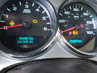 2008 Chevrolet Silverado 1500 LTZ with VIN 2GCEK133781213281, listed as a IAAI auction lot 41408471 with 241,389 mi miles. Bid and sale history available at carsss.com. Image 7.
