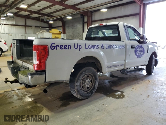 2018 Ford F-250 XL с VIN 1FTBF2A64JEB57475, выставлен на аукционе Copart как лот 45282165 с пробегом 120 022 миль миль и Списание • Salvage title. История ставок и продаж доступна на DreamBid. Изображение 3.