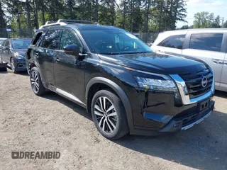 2023 Nissan Pathfinder Platinum с VIN 5N1DR3DK8PC227655, выставлен на аукционе IAAI как лот 42157443 с пробегом 37 784 миль миль и . История ставок и продаж доступна на DreamBid. Изображение 1.