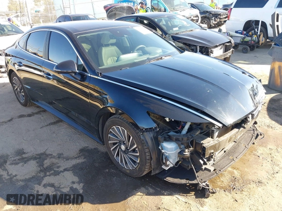 2021 Hyundai Sonata Hybrid Limited with VIN KMHL54JJ0MA017423, listed as a IAAI auction lot 41637455 with 39,555 mi miles. Bid and sale history available at carsss.com. Image 1.