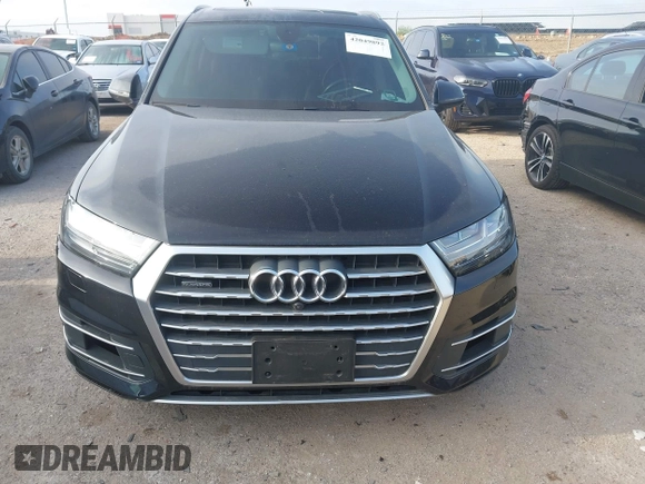2018 Audi Q7 Premium Plus z VIN WA1LAAF75JD054810, wystawiony jako IAAI lot #42049892 z przebiegiem 43 297 mil mil oraz . Historia ofert i sprzedaży dostępna na DreamBid. Obrazek 12.