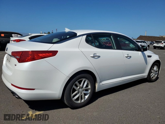 2013 Kia Optima LX with VIN KNAGM4A78D5351671, listed as a Copart auction lot 45056455 with 55,541 mi miles and Clean Title. Bid and sale history available at carsss.com. Image 3.