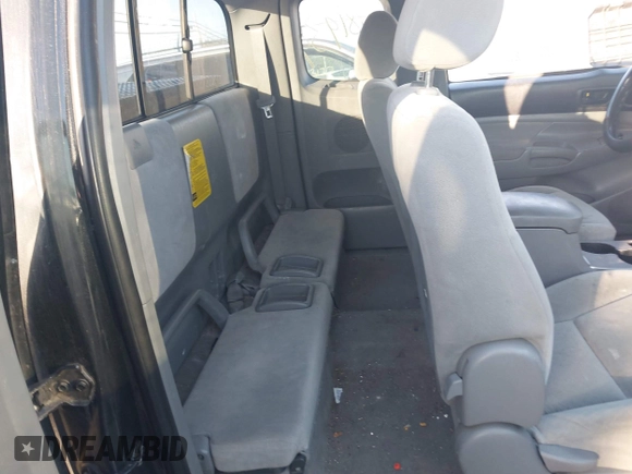 2008 Toyota Tacoma with VIN 5TEUU42N38Z469990, listed as a IAAI auction lot 41819343 with 230,056 mi miles and . Bid and sale history available at carsss.com. Image 8.