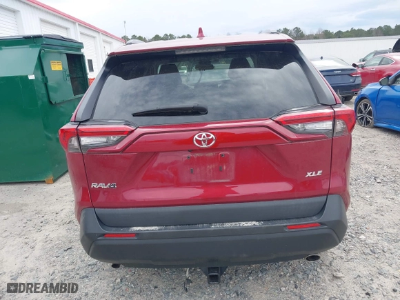 2021 Toyota RAV4 XLE Premium with VIN 2T3C1RFV0MW119864, listed as a IAAI auction lot 41760698 with 30,350 mi miles. Bid and sale history available at carsss.com. Image 17.