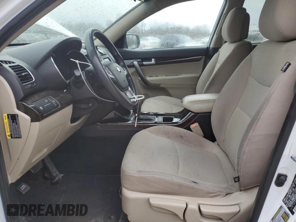 2015 Kia Sorento LX with VIN 5XYKTCA68FG595090, listed as a Copart auction lot 52178005 with 174,032 mi miles and Salvage Title. Bid and sale history available at carsss.com. Image 7.