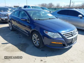 2011 Volkswagen CC Sport with VIN WVWMP7AN6BE705312, listed as a IAAI auction lot 41837408 with 136,175 mi miles. Bid and sale history available at carsss.com. Image 1.