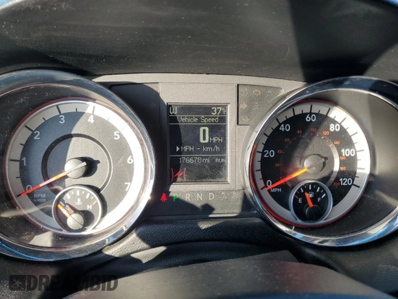 2011 Dodge Grand Caravan Crew with VIN 2D4RN5DG2BR727858, listed as a Copart auction lot 51956105 with 176,678 mi miles and Clean Title. Bid and sale history available at DreamBid. Image 9.