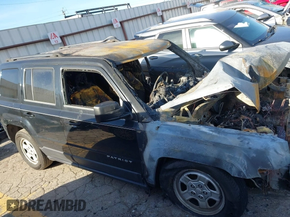 2015 Jeep Patriot Sport with VIN 1C4NJPBAXFD377504, listed as a IAAI auction lot 41743361 with 1 mi miles. Bid and sale history available at carsss.com. Image 12.
