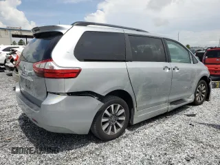 2019 Toyota Sienna XLE Auto Access Seat z VIN 5TDYZ3DC0KS980179, wystawiony jako Copart lot #61533395 z przebiegiem 32 996 mil mil oraz Szkoda całkowita • Salvage title. Historia ofert i sprzedaży dostępna na DreamBid. Obrazek 3.