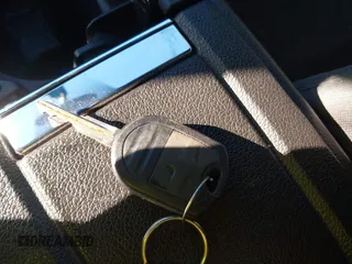 2014 Ford Mustang V6 с VIN 1ZVBP8EM8E5264833, выставлен на аукционе IAAI как лот 41399611 с пробегом 184 439 миль миль и . История ставок и продаж доступна на DreamBid. Изображение 11.