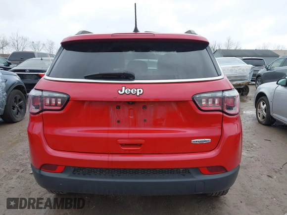 2017 Jeep Compass Latitude with VIN 3C4NJCBB4HT653125, listed as a IAAI auction lot 42006468 with Not provided miles and . Bid and sale history available at DreamBid. Image 17.