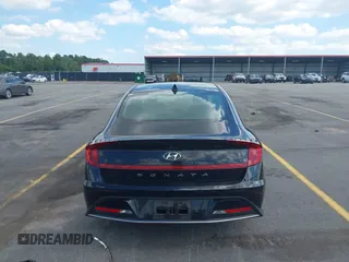 2022 Hyundai Sonata SE z VIN 5NPEG4JA8NH149962, wystawiony jako IAAI lot #42281738 z przebiegiem 59 867 mil mil oraz . Historia ofert i sprzedaży dostępna na DreamBid. Obrazek 17.