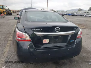 2014 Nissan Altima SV with VIN 1N4AL3AP0EC132468, listed as a IAAI auction lot 42063087 with 169,708 mi miles and . Bid and sale history available at DreamBid. Image 6.