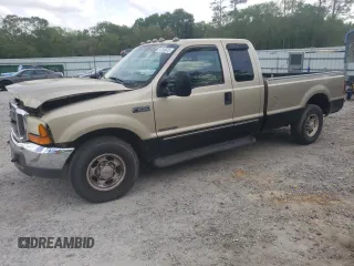 2000 Ford F-250 XL z VIN 1FTNX20F6YEB64384, wystawiony jako Copart lot #51766675 z przebiegiem 203 663 mil mil oraz Szkoda całkowita • Salvage title. Historia ofert i sprzedaży dostępna na DreamBid. Obrazek 1.