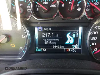 2019 Chevrolet Tahoe LT z VIN 1GNSKBKC1KR200476, wystawiony jako IAAI lot #41897702 z przebiegiem 136 432 mil mil oraz . Historia ofert i sprzedaży dostępna na DreamBid. Obrazek 15.