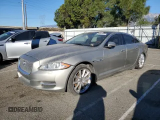 2013 Jaguar XJ with VIN SAJWA1C73D8V57984, listed as a Copart auction lot 84050154 with 70,131 mi miles and Clean Title. Bid and sale history available at DreamBid. Image 1.