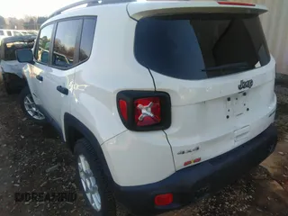 2020 Jeep Renegade Sport with VIN ZACNJBAB1LPL03878, listed as a IAAI auction lot 41491053 with 91,623 mi miles and . Bid and sale history available at DreamBid. Image 3.