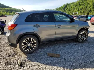 2016 Mitsubishi Outlander ES z VIN JA4AR3AU5GZ023965, wystawiony jako Copart lot #57271305 z przebiegiem 48 666 mil mil oraz Szkoda całkowita • Salvage title. Historia ofert i sprzedaży dostępna na DreamBid. Obrazek 3.