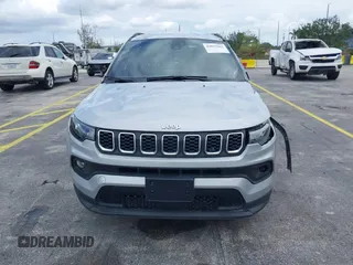 2024 Jeep Compass Latitude with VIN 3C4NJDBN6RT109646, listed as a IAAI auction lot 42017663 with 17,239 mi miles. Bid and sale history available at carsss.com. Image 12.
