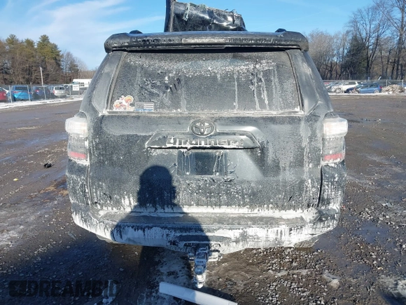 2023 Toyota 4Runner SR5 с VIN JTEMU5JR3P6126498, выставлен на аукционе IAAI как лот 41440951 с пробегом 37 856 миль миль и . История ставок и продаж доступна на DreamBid. Изображение 16.
