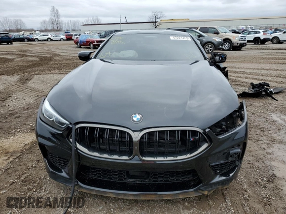 2020 BMW M8 z VIN WBSAE0C0XLCD01469, wystawiony jako Copart lot #47221453 z przebiegiem Nie podano mil oraz . Historia ofert i sprzedaży dostępna na DreamBid. Obrazek 5.