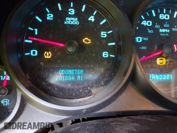 2008 Chevrolet Silverado 1500 Work Truck with VIN 1GCEK14C88Z136619, listed as a IAAI auction lot 41769536 with 201,884 mi miles. Bid and sale history available at carsss.com. Image 15.