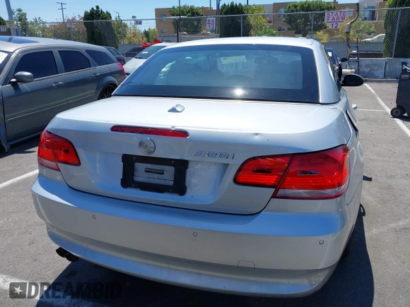 2007 BMW 3 Series 328i with VIN WBAWR33557PX78785, listed as a IAAI auction lot 42715324 with 141,544 mi miles and . Bid and sale history available at DreamBid. Image 16.