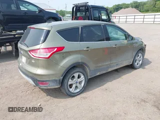 2013 Ford Escape SE z VIN 1FMCU9GX4DUC68312, wystawiony jako IAAI lot #42472030 z przebiegiem 134 070 mil mil oraz . Historia ofert i sprzedaży dostępna na DreamBid. Obrazek 4.